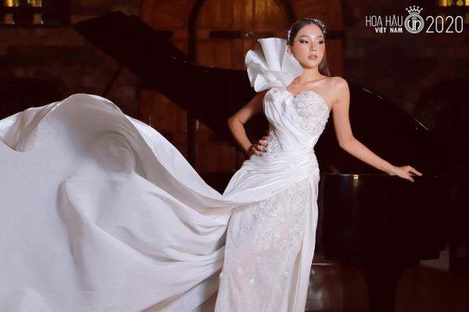 Nhan sắc 4 ứng cử viên 'nặng ký' cho vương miện Hoa hậu Việt Nam 2020 - 3