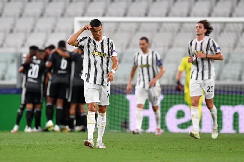 Nói Juventus mặc áo tù nhân, biên tập viên truyền hình gây bức xúc - 1