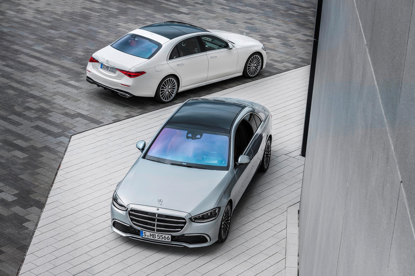 Mercedes-Benz S-Class 2021 ra mắt với nhiều công nghệ tiên tiến - 1