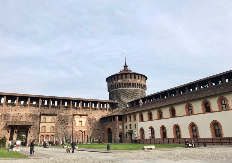 lau dai castello sforzesco – noi luu giu lich su cua milan hinh 2