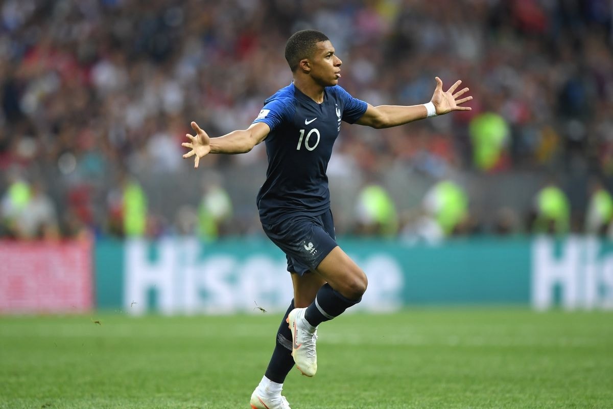 Tiền đạo: Kylian Mbappe