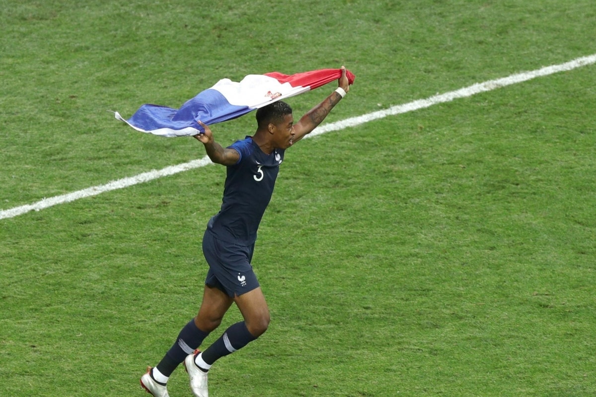 Trung vệ: Presnel Kimpembe