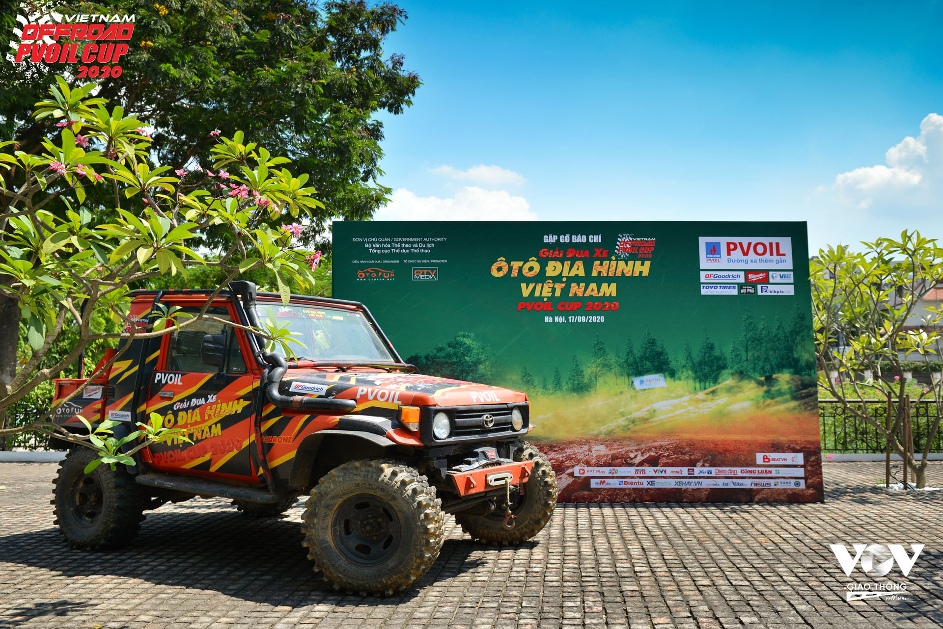 (Mùa giải thứ 12 của Giải Đua xe Ô tô Địa hình Việt Nam PVOIL– PVOIL VOC 2020 sẽ được diễn ra trong hai ngày 26-27/9/2020, tại Làng Văn hóa, Du lịch các dân tộc Việt Nam, Đồng Mô, Sơn Tây, Hà Nội)