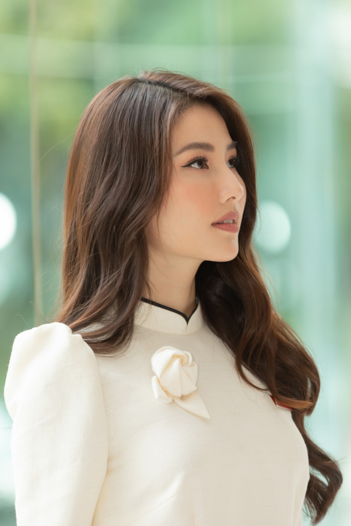 Năm 2020 vừa qua có thể nói là một năm trở lại đầy mạnh mẽ của Diễm My 9x sau chuyện buồn gia đình. Cô tham gia phim truyền hình dài tập 