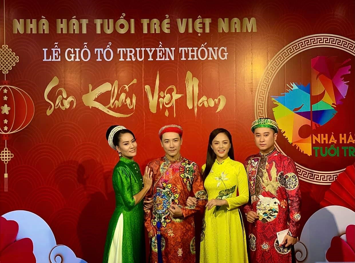 Ảnh: Nghệ sĩ Bắc - Nam nô nức giỗ Tổ nghề sân khấu - 1