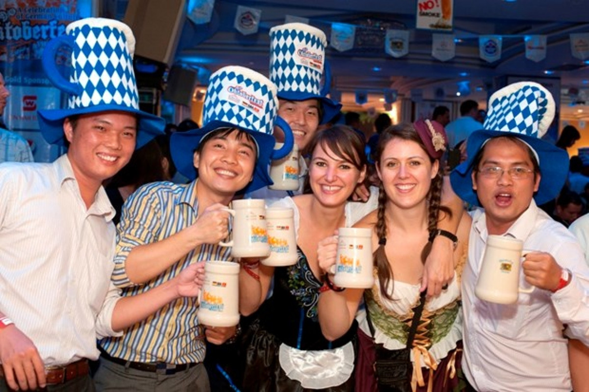 Lễ hội Oktoberfest 2013 tổ chức tại Hà Nội.