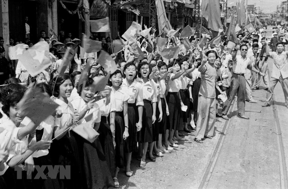 Những hình ảnh quý về Ngày giải phóng Thủ đô 10/10/1954 - ảnh 12