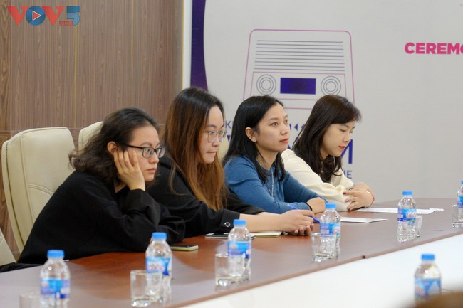 Ban Đối ngoại VOV5 gặp gỡ sinh viên Học viện Báo chí và Tuyên truyền - ảnh 3