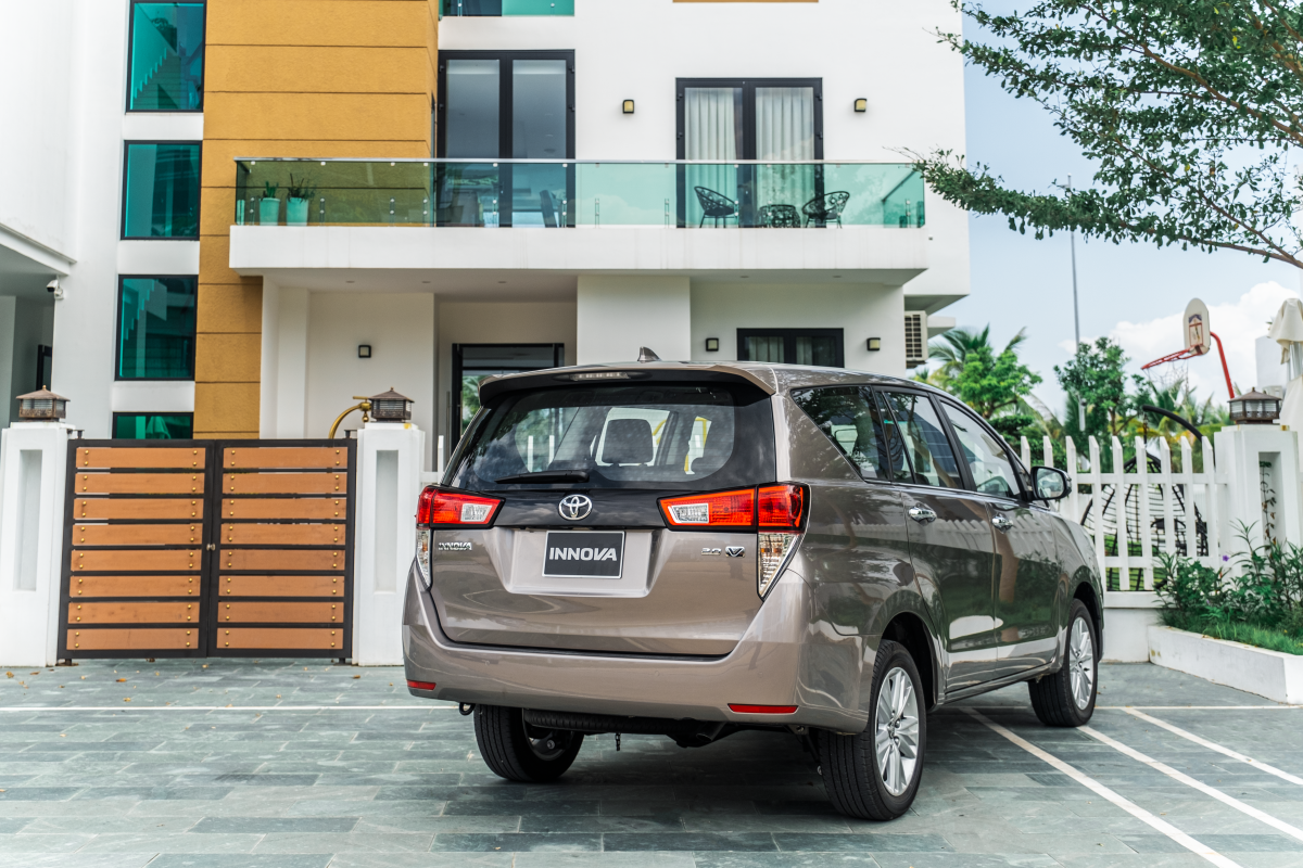 Đặc biệt, bộ body kit của phiên bản Venturer được thiết kế lại mang lại vẻ trẻ trung, hiện đại và cá tính