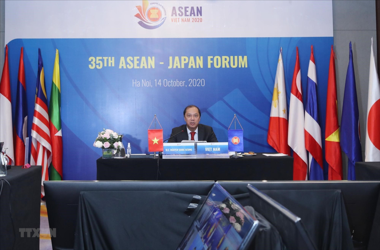 Nhật Bản nhấn mạnh ưu tiên tăng cường hợp tác với ASEAN (14/10/2020)