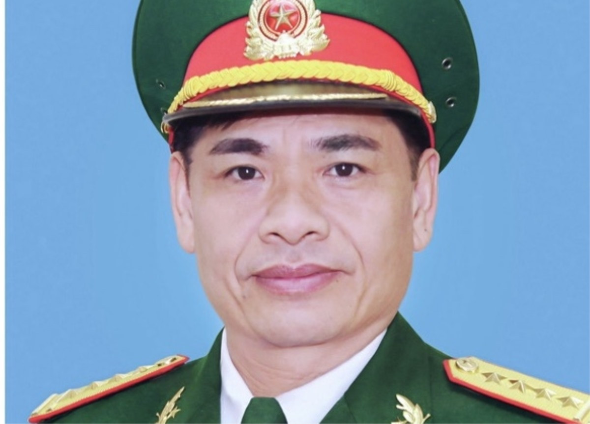 Liệt sỹ Nguyễn Hữu Hùng trước khi được truy thăng quân hàm Thiếu tướng . Ảnh: Quân khu 4