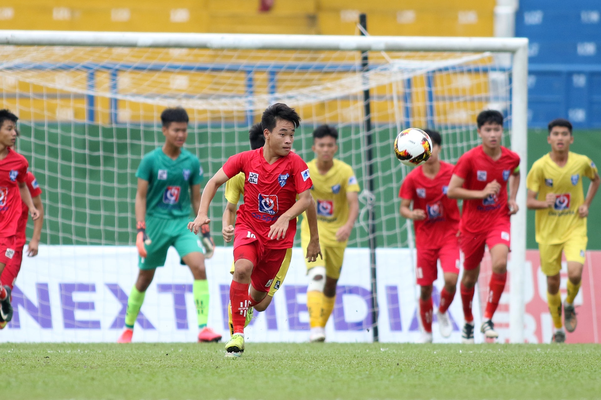 Huỳnh Kesley Alves đưa học trò vào bán kết giải bóng đá Vô địch U15 Quốc gia  - 1