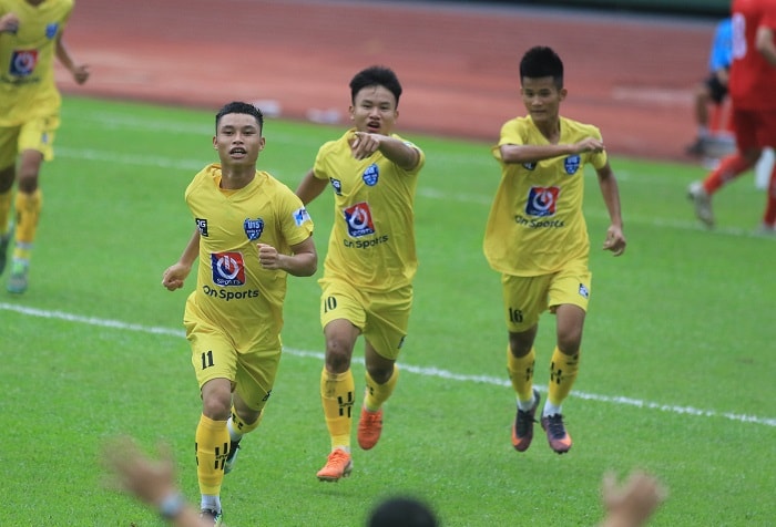 Huỳnh Kesley Alves đưa học trò vào bán kết giải bóng đá Vô địch U15 Quốc gia  - 2
