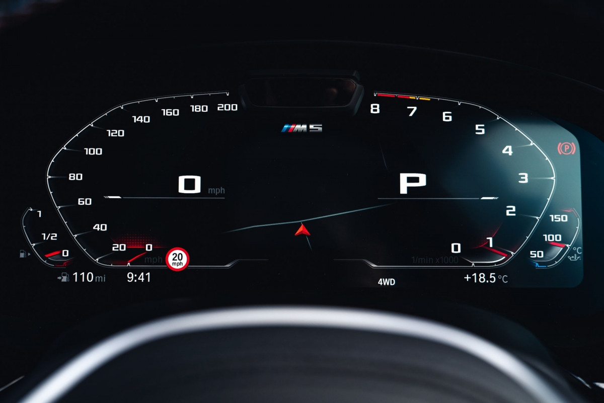 BMW M5 ấn tượng và 'ngầu' hơn với bản nâng cấp 2021  - 10
