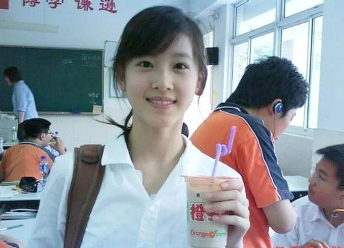 Thành tích học tập đáng nể của nữ tỷ phú trẻ nhất Trung Quốc - 3