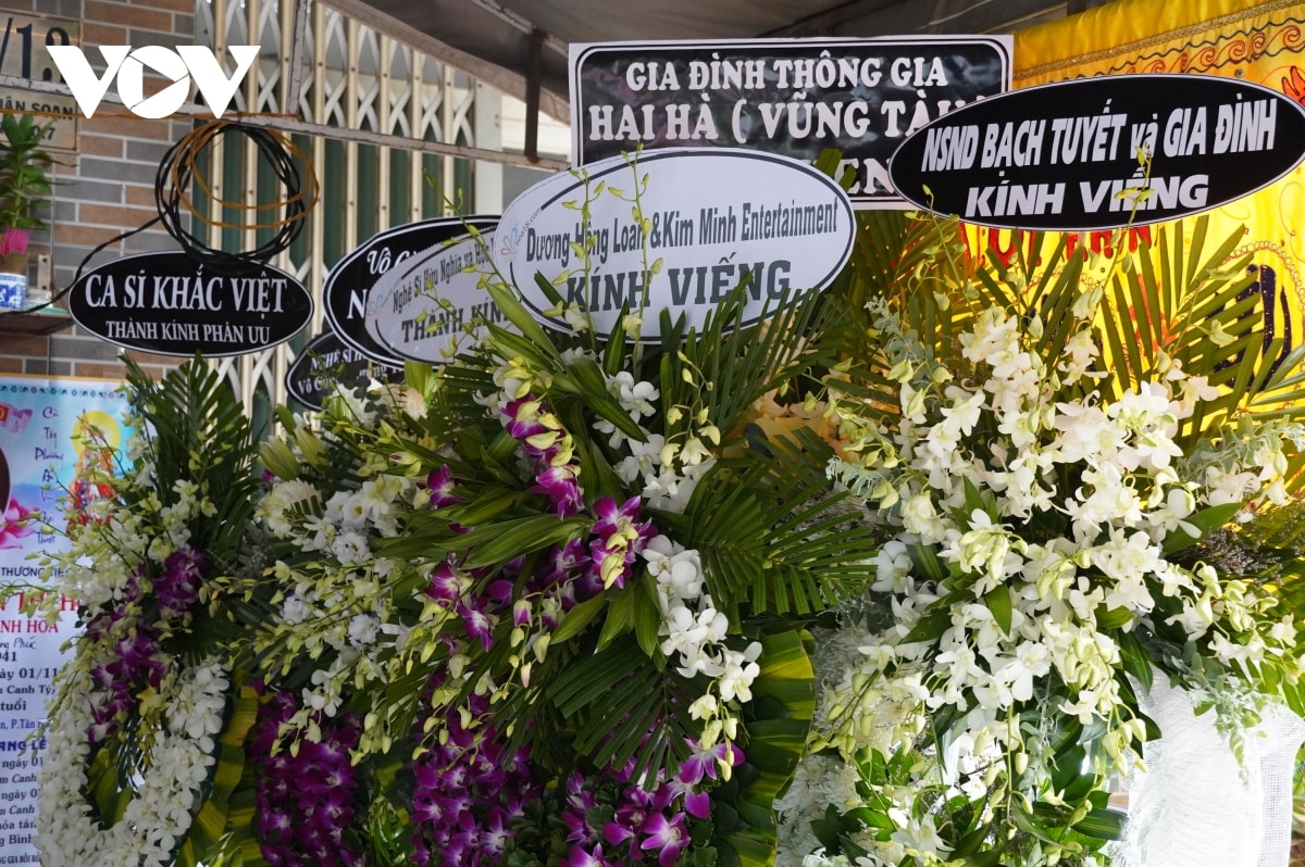 Trương Ngọc Ánh, Thành Lộc viếng nghệ sĩ Ánh Hoa - 10