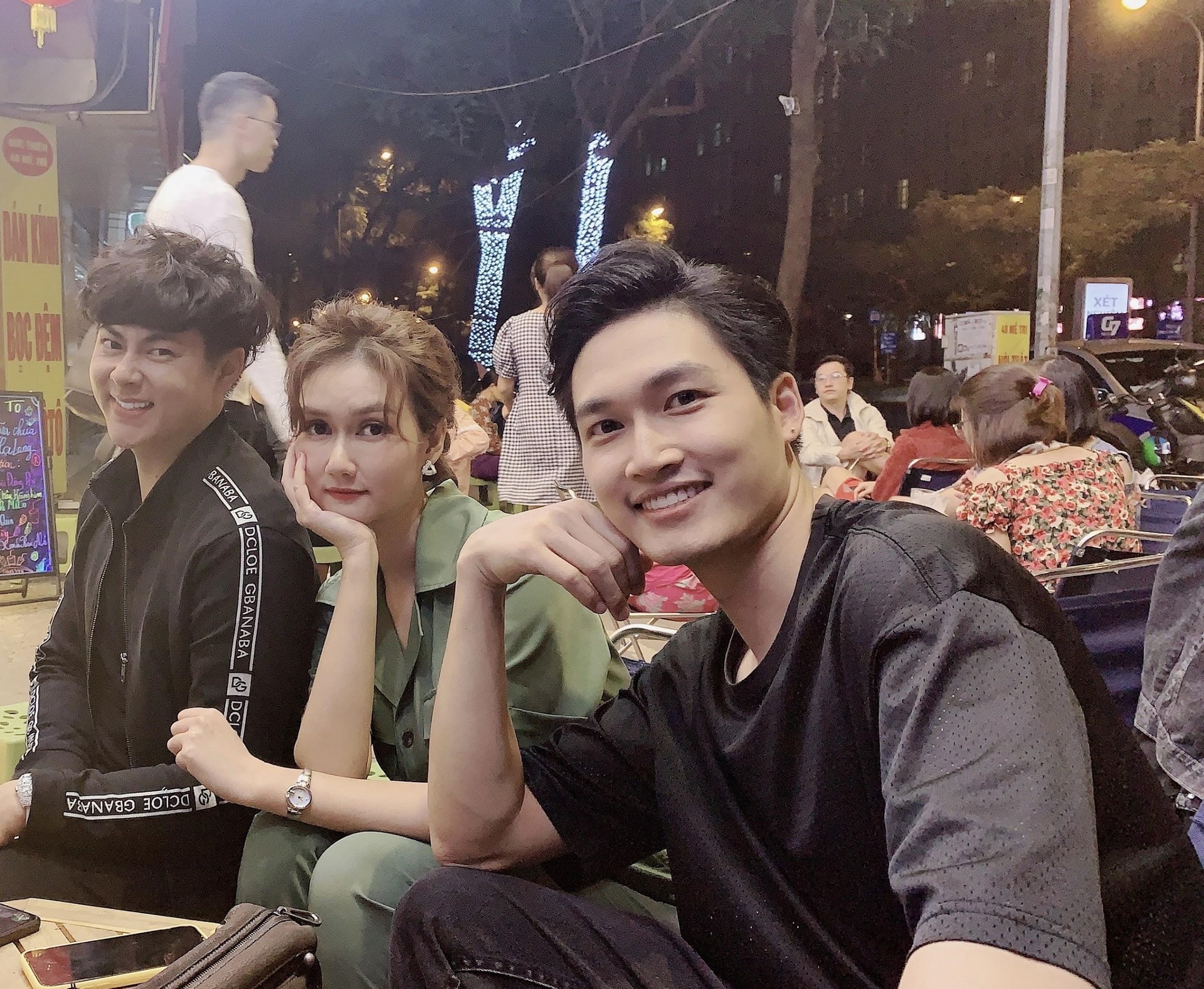 Ca sĩ Hoàng Linh Anh : Không có gì là quá muộn với đam mê - 5