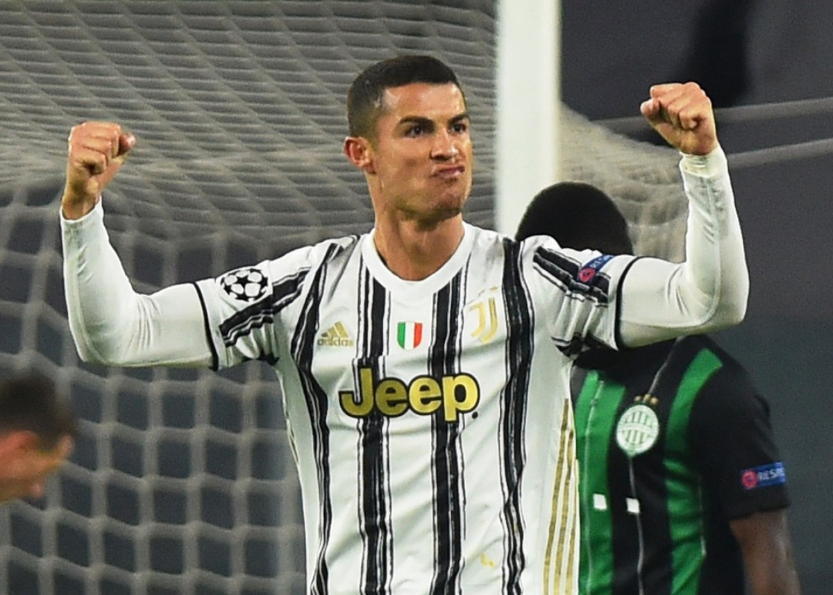 Cristiano Ronaldo nhanh chóng đáp trả với bàn gỡ hòa 1-1 chỉ 15 phút sau.
