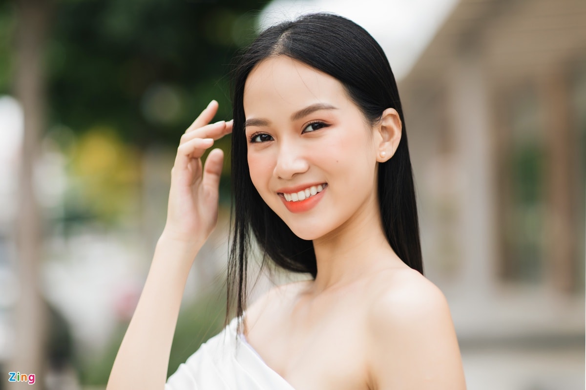 Ngắm ảnh ngoài đời của cô gái có làn da đẹp nhất Hoa hậu Việt Nam 2020 - 1