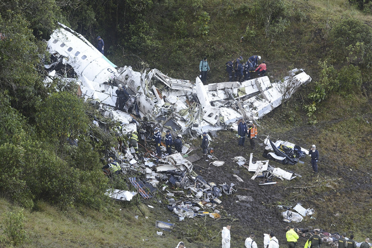 Hiện trường vụ tai nạn máy bay cách đây 4 năm khiến CLB Chapecoense mất đi vĩnh viễn 19 cầu thủ và 2 HLV. (Ảnh: AP).