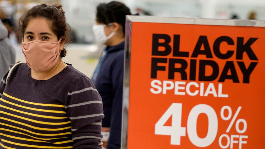 Người Mỹ chi kỷ lục 9 tỷ USD mua sắm trực tuyến ngày Black Friday - 1