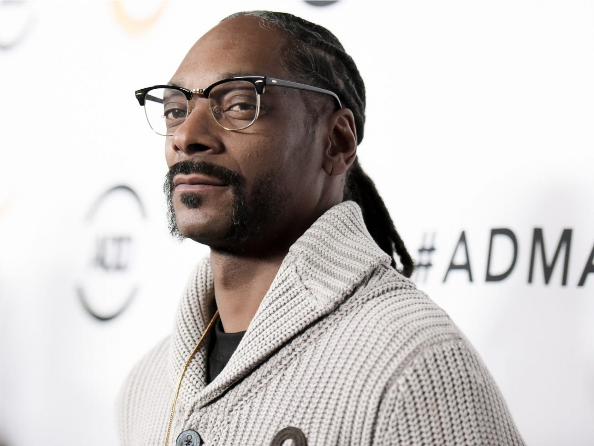 Cũng giống như McKnight, rapper Snoop Dogg chưa lần nào chiến thắng tại Grammy dù đã nhận được 16 lần đề cử.