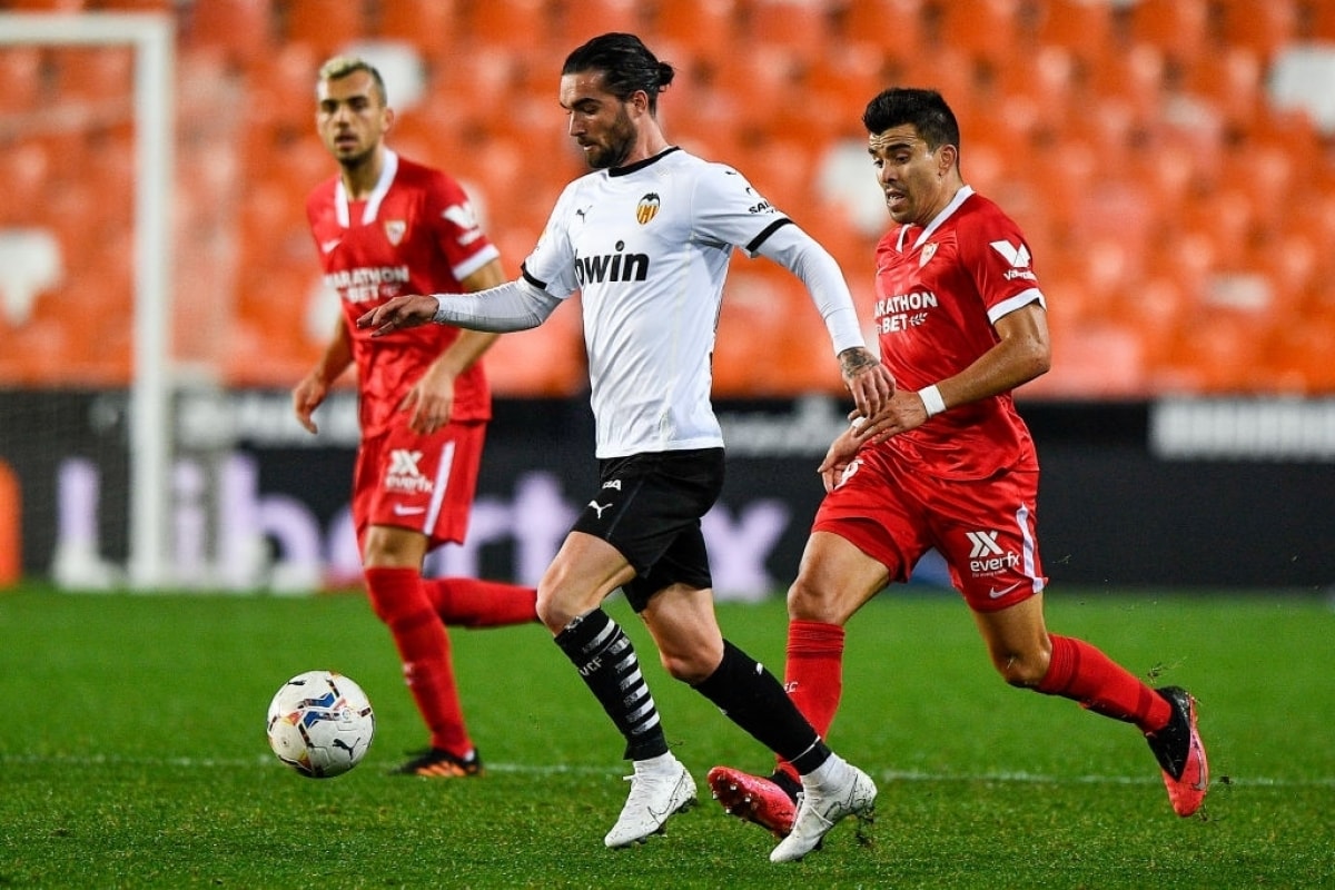 7. Carlos Soler (Valencia) 5 bàn, 4 kiến tạo.