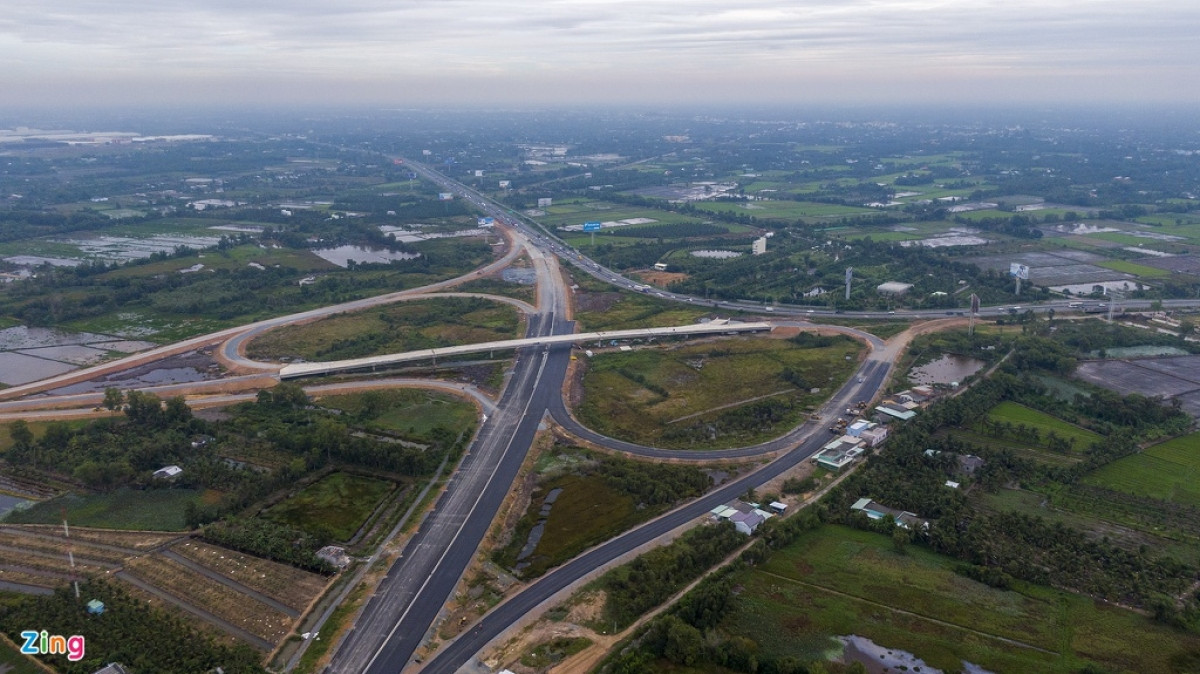 Cao tốc Trung Lương - Mỹ Thuận đang trong giai đoạn hoàn thành sẽ là điểm sáng của vùng đất 