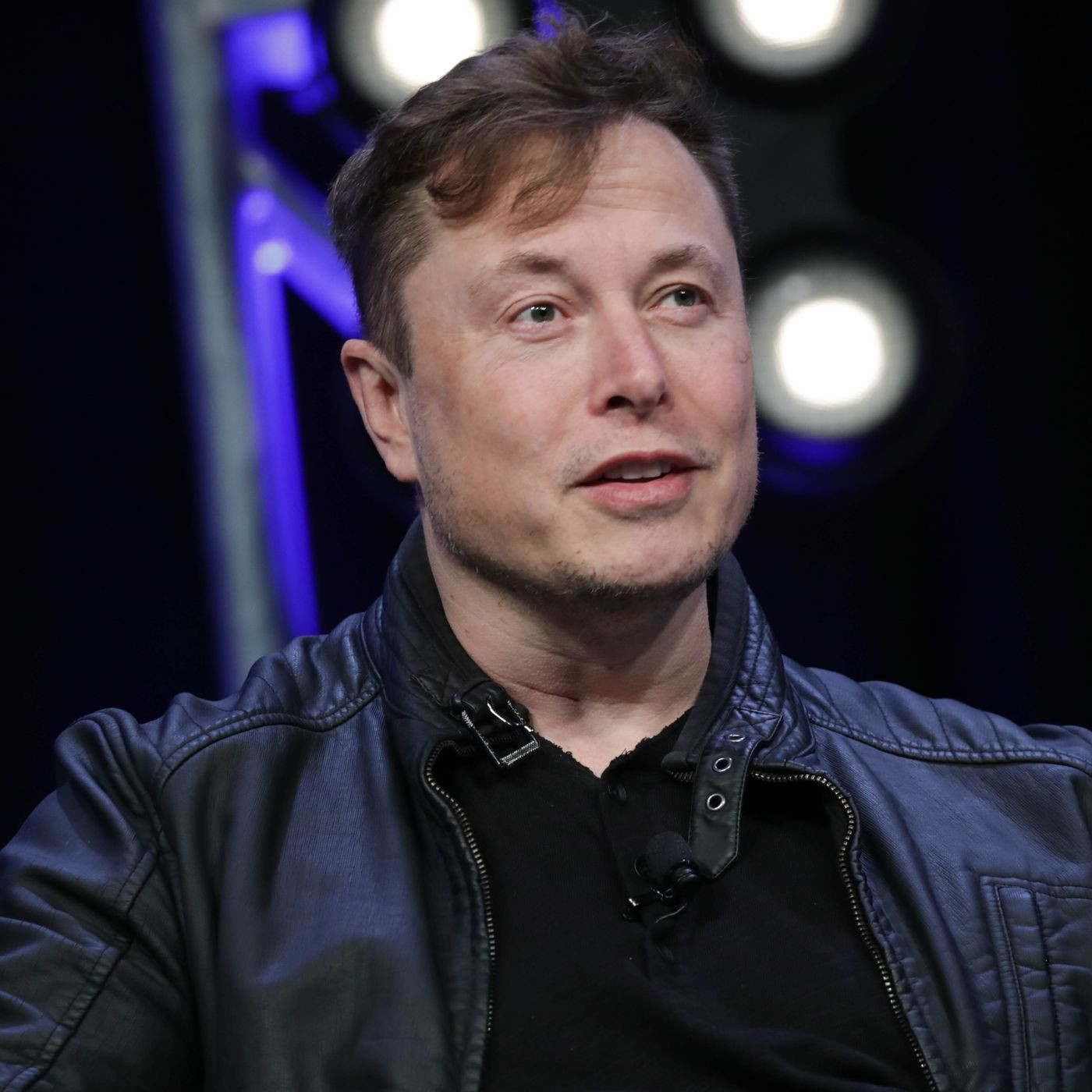 Elon Musk sắp giàu nhất thế giới? - 1