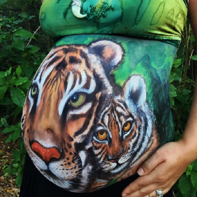 Mê mẩn loạt tranh vẽ trên bụng bầu của những người mẹ sắp sinh - 10