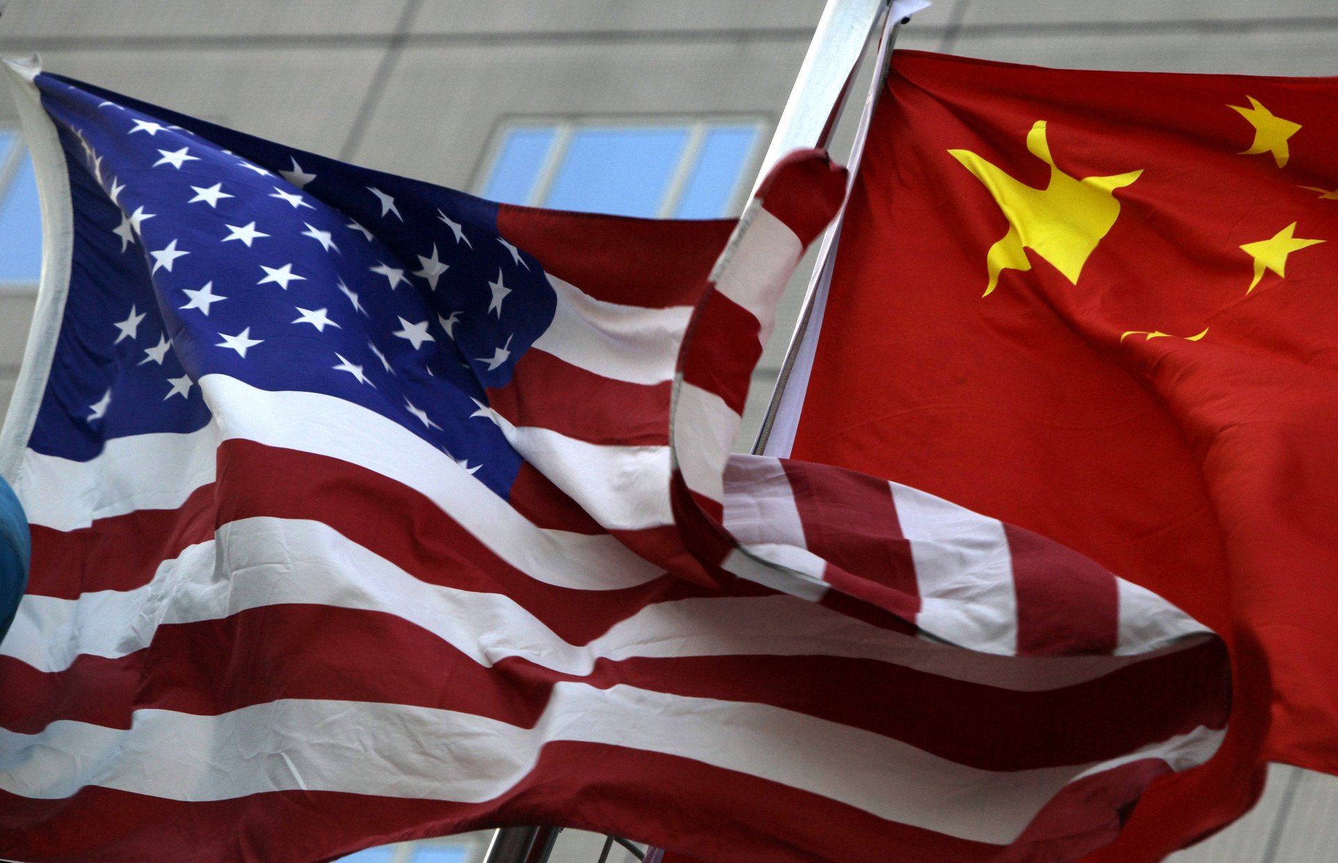 Trung Quốc phản ứng sau loạt lệnh trừng phạt của Mỹ - 1