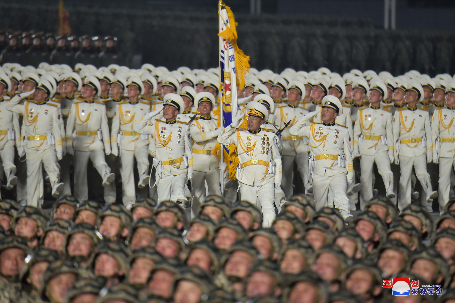 Ảnh: Dàn khí tài hoành tráng trong lễ duyệt binh Triều Tiên kỷ niệm đại hội đảng - 14