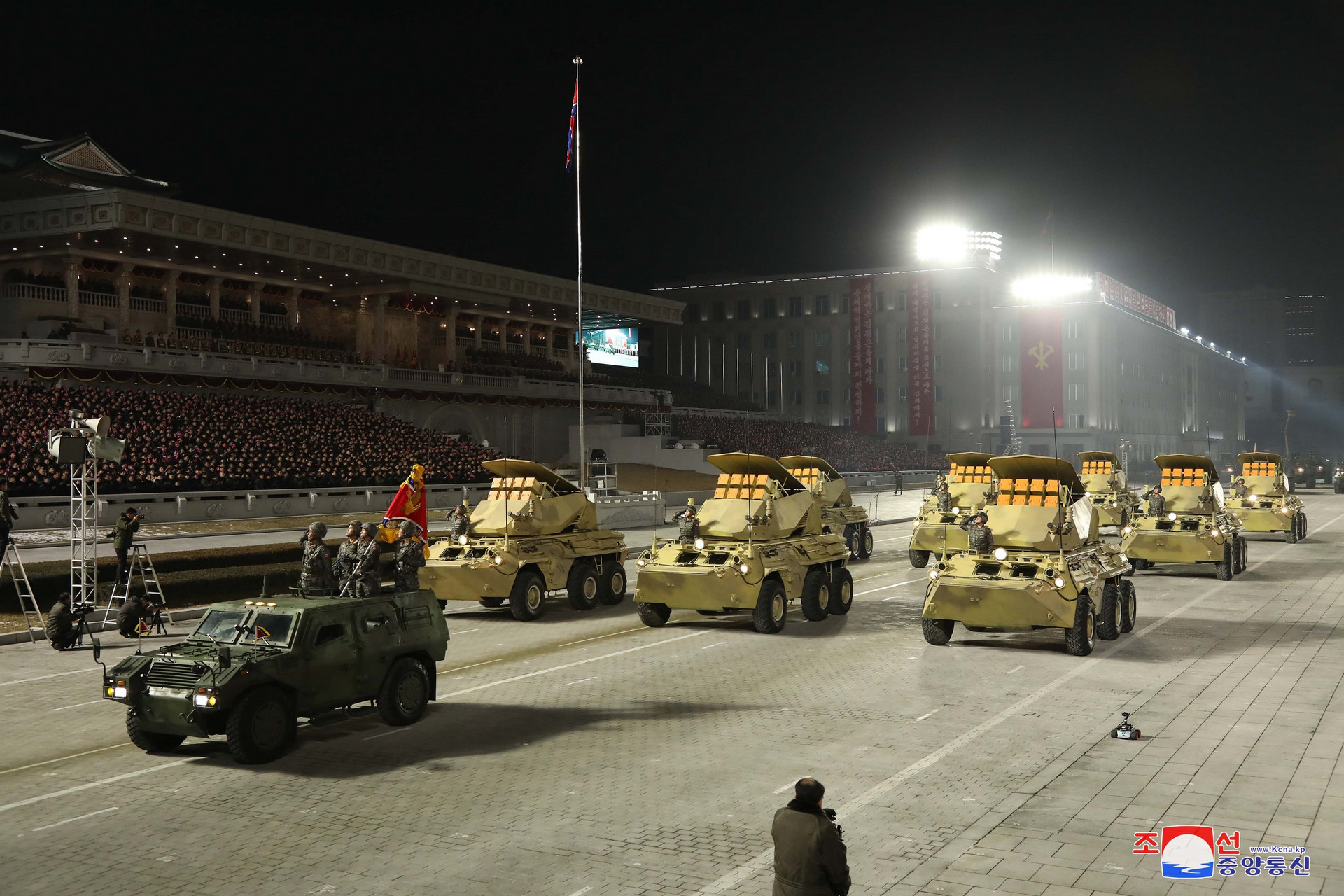 Ảnh: Dàn khí tài hoành tráng trong lễ duyệt binh Triều Tiên kỷ niệm đại hội đảng - 3