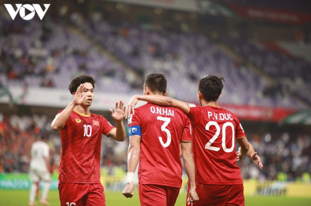Ngày này 2 năm trước, ĐT Việt Nam đã nhận được tấm vé vào vòng 1/8 Asian Cup theo kịch bản không tưởng.