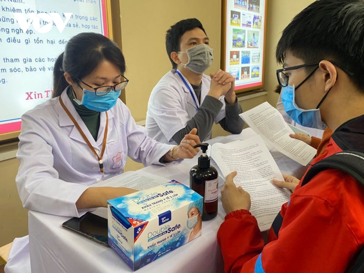 'Tôi tin tưởng vào vaccine COVID-19 Việt Nam nên tham gia thử nghiệm' - 2