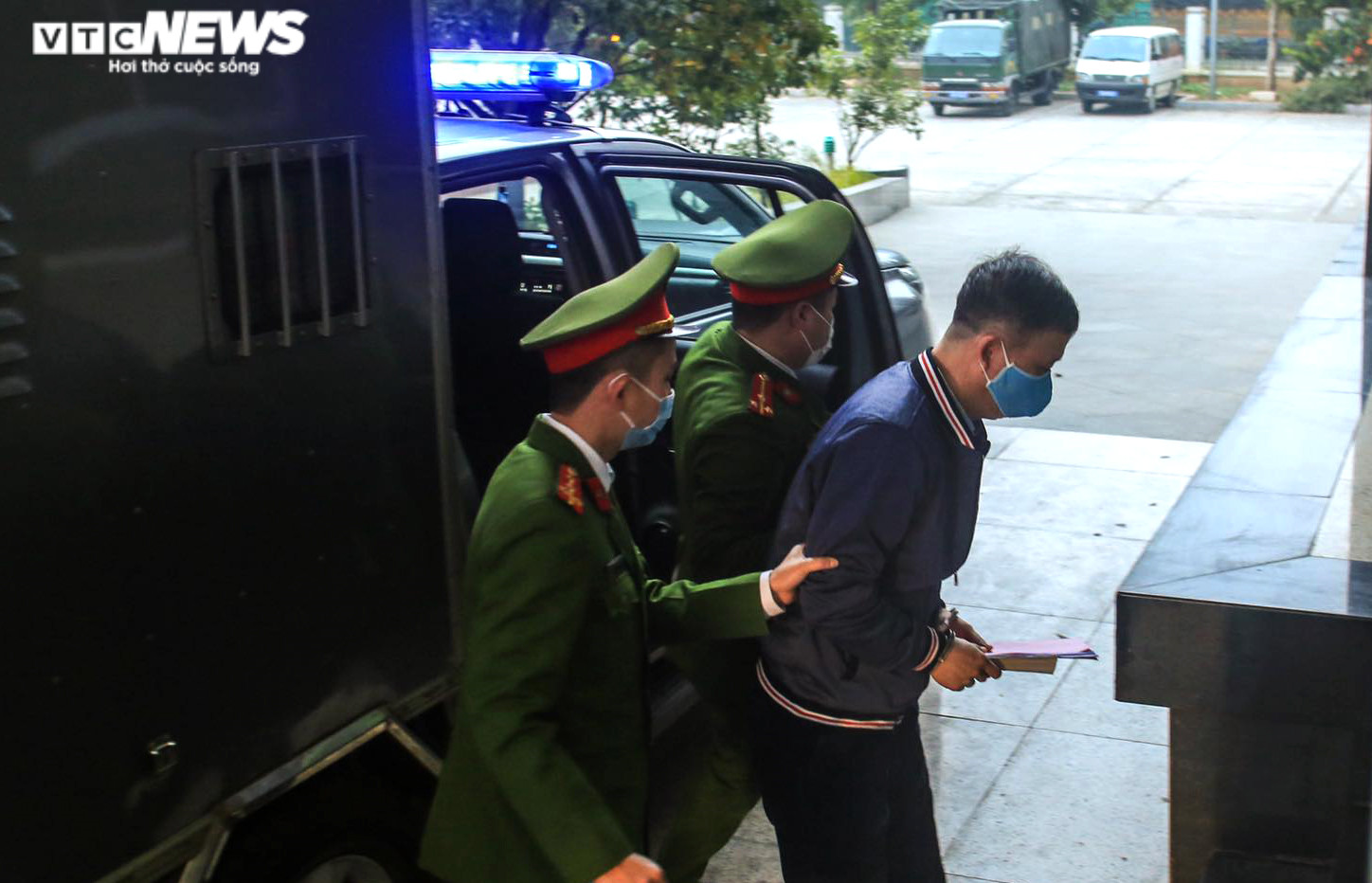 Hoãn phiên tòa xử ông Đinh La Thăng, Trịnh Xuân Thanh trong vụ Ethanol Phú Thọ - 2