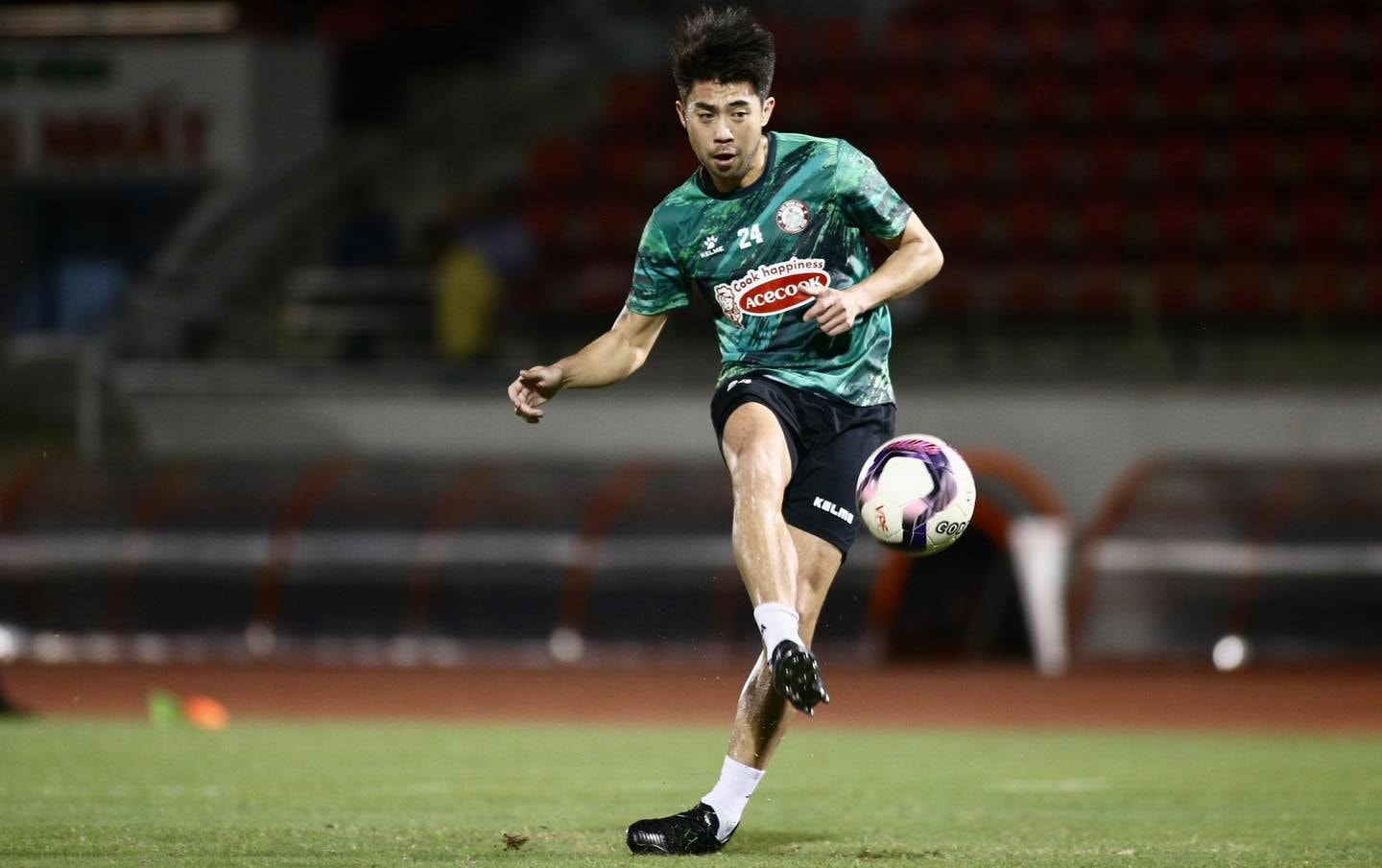 Trực tiếp CLB TP.HCM vs Hà Tĩnh, vòng 2 V-League 2021 - 1