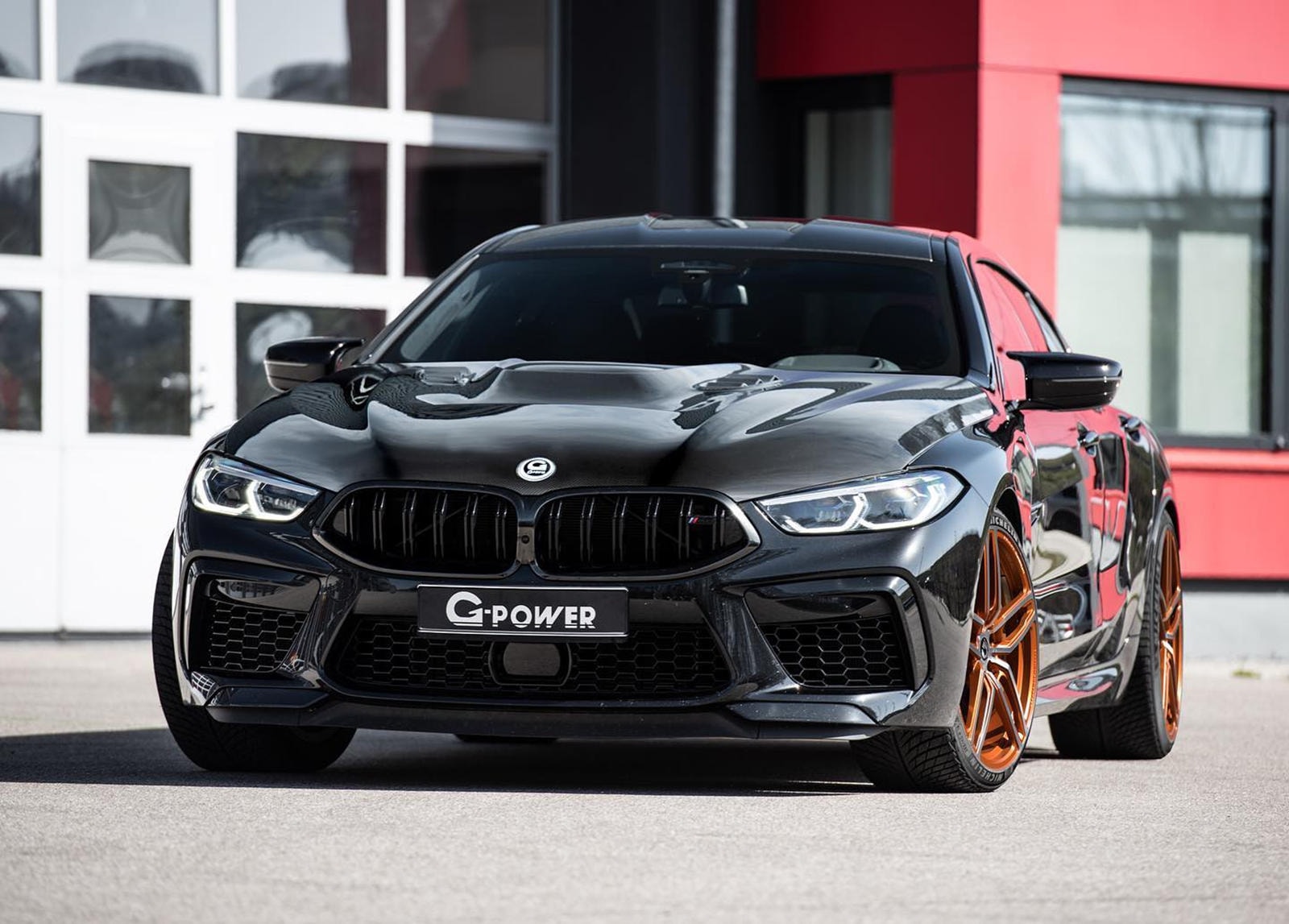 'Quái vật' BMW M8 Gran Coupe 809 mã lực tốc độ hơn 321km/h - 1