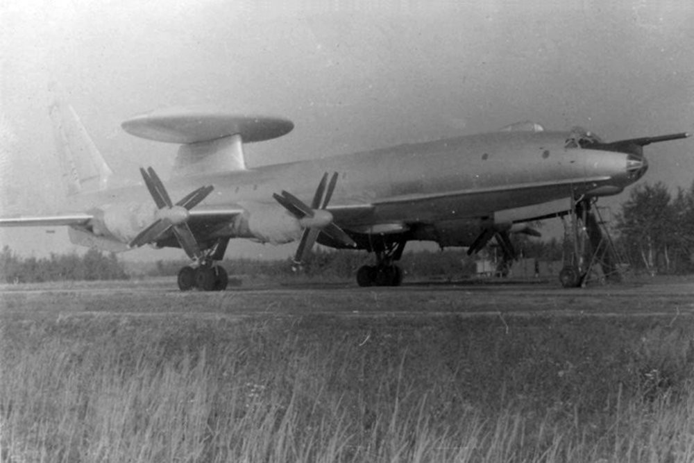 Bí mật về máy bay cảnh báo sớm Tu-126 Liên Xô chế tạo cách đây 60 năm - 1