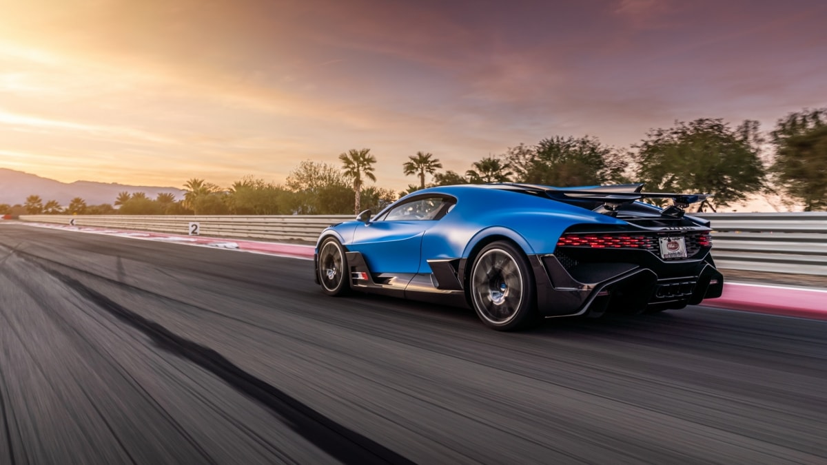 Ngắm bộ ba Bugatti Divo giá gần 20 triệu USD - 6