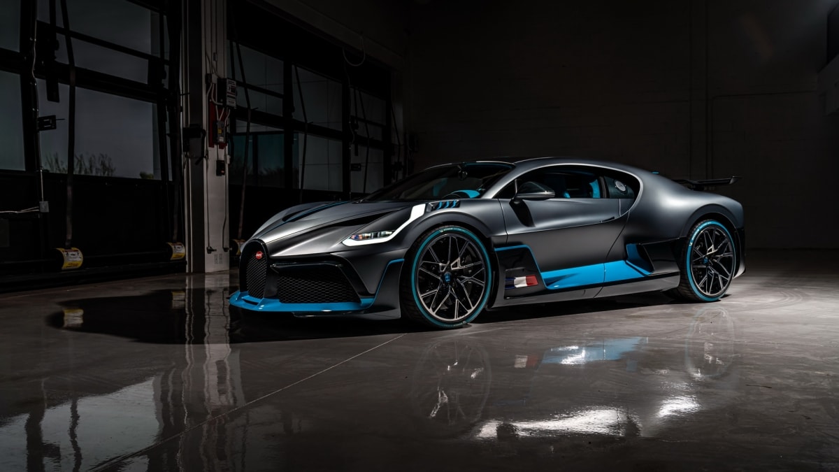 Ngắm bộ ba Bugatti Divo giá gần 20 triệu USD - 9