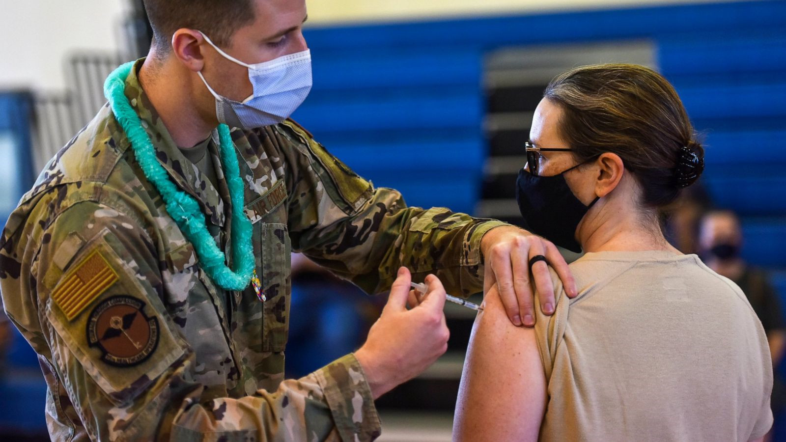 Loạt lính Mỹ từ chối tiêm vaccine COVID-19 - 1