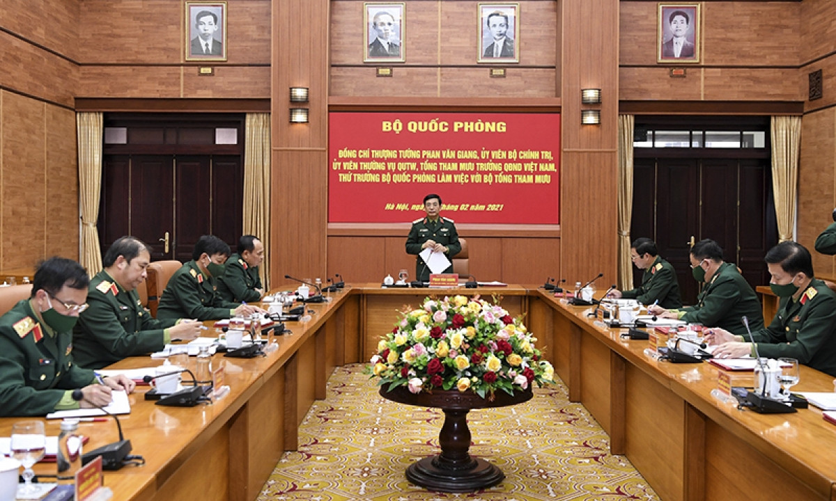 Thứ trưởng Bộ Quốc phòng, Thượng tướng Phan Văn Giang làm việc với Bộ Tổng Tham mưu Quân đội nhân dân Việt Nam.