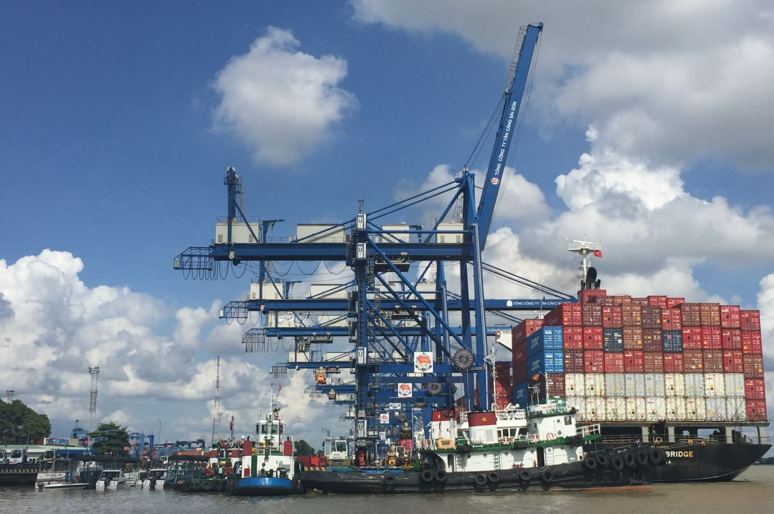 Việt Nam vào tốp đầu chỉ số Logistics thị trường mới nổi - 1