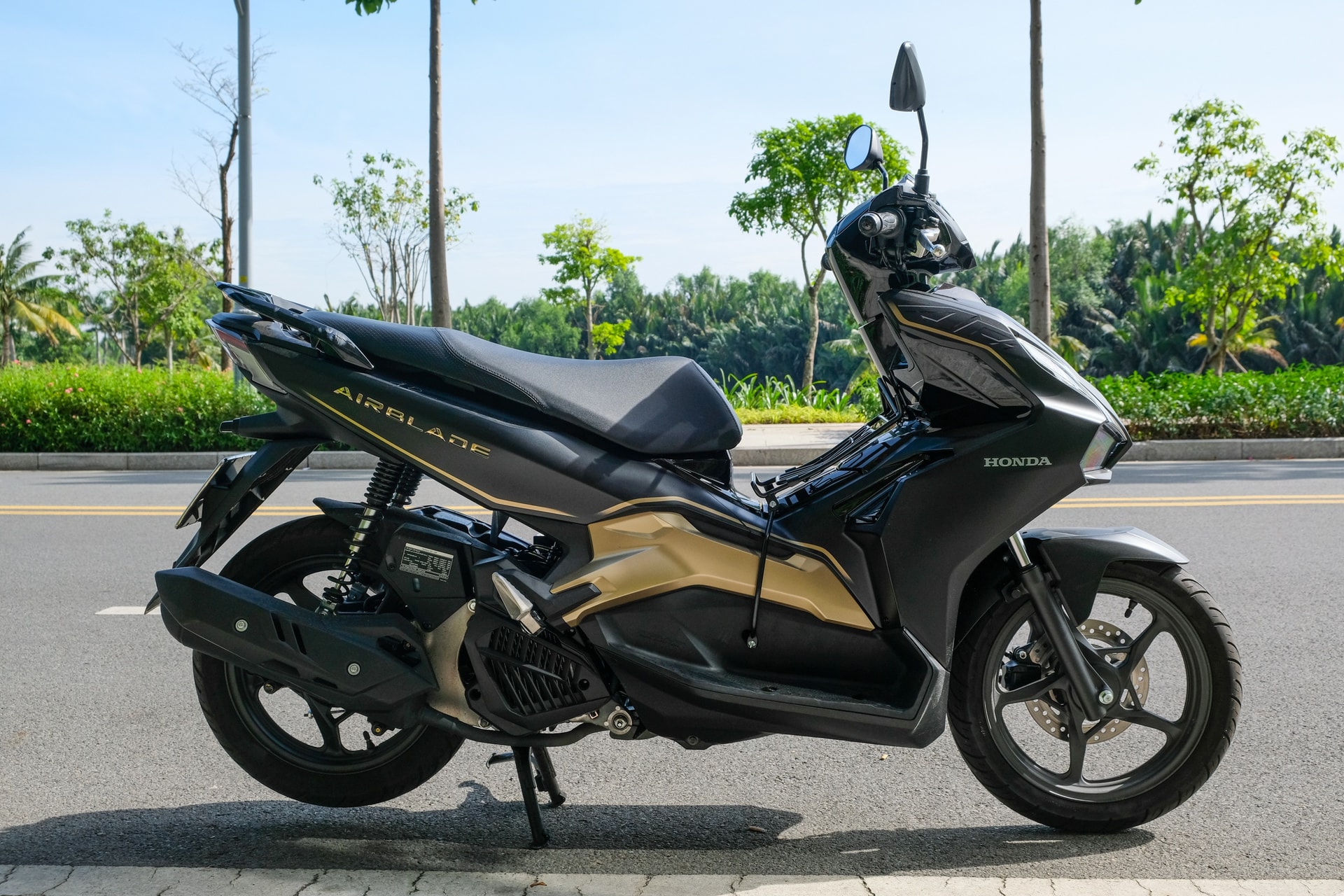Giá lăn bánh các mẫu xe tay ga 125 cc phù hợp cho nam giới - 8