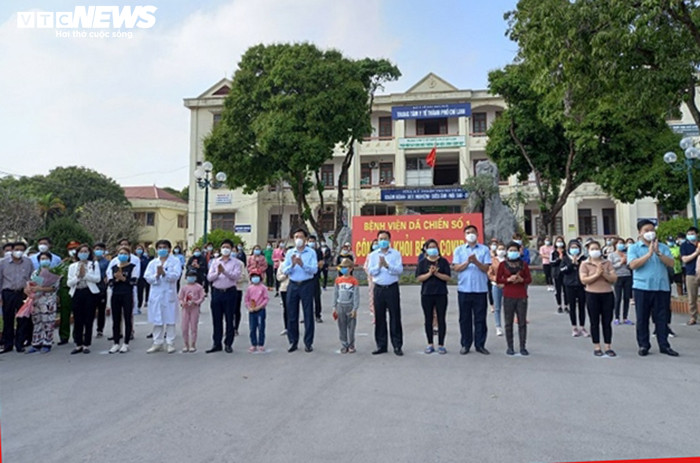 Hải Dương giải thể Bệnh viện dã chiến số 1 tại Chí Linh - 1