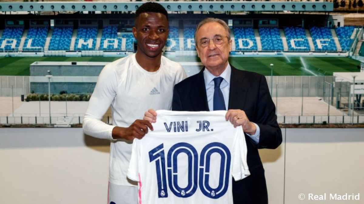 Vinicius đạt cột mốc 100 trận cho Real Madrid khi chưa tròn 21 tuổi. (Ảnh: Real Madrid).