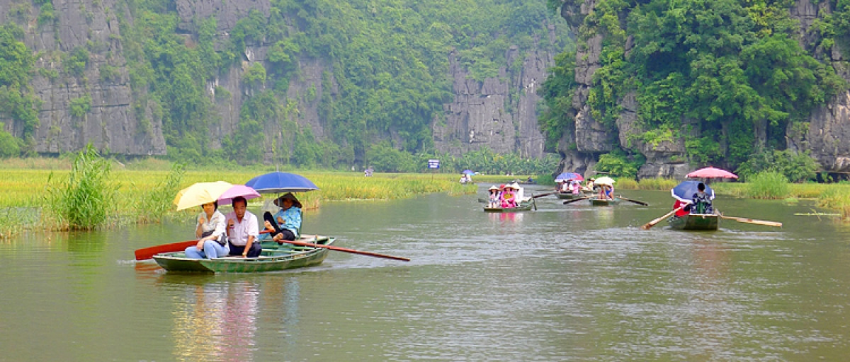 TCDL sẽ phối hợp với tỉnh Ninh Bình và các địa phương liên quan về công tác tổ chức Năm Du lịch Quốc gia 2021. Ảnh: Thành Công
