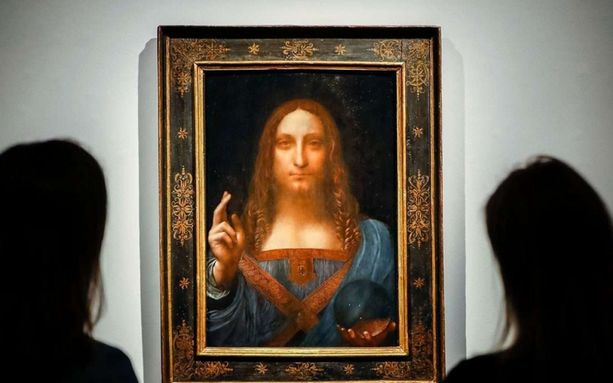 Bức tranh Salvator Mundi (Đấng cứu thế) của danh họa Leonardo da Vinci được bán đấu giá với mức kỉ lục 450,3 triệu USD.