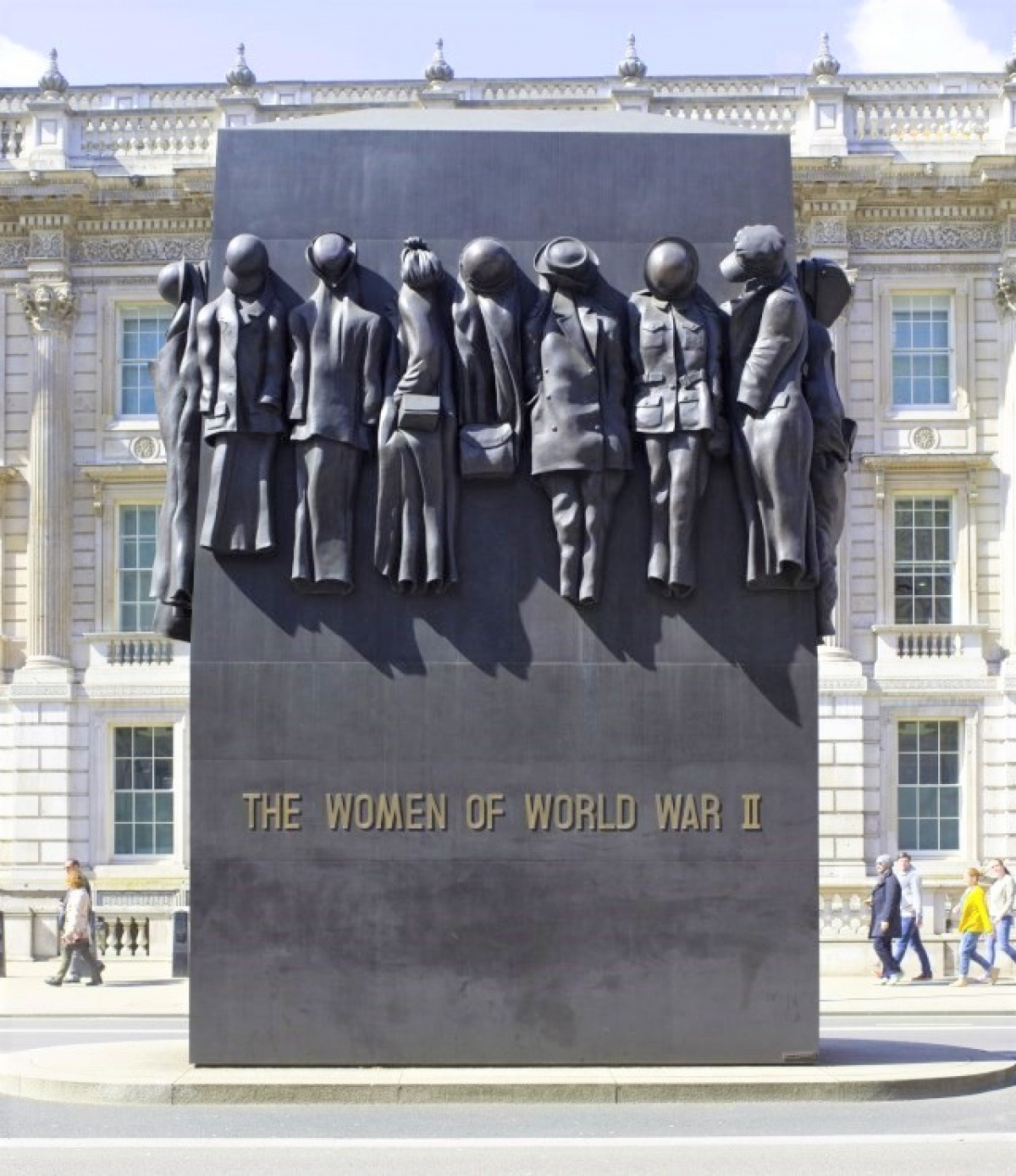Đài tưởng niệm và vinh danh phụ nữ trong Thế chiến II tại Whitehall (London); Nguồn: heritagecalling.com
